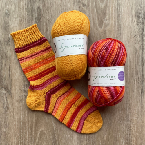 SIGNATURE 4 PLY - 1001 SUNFLOWER - Image 2