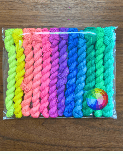 BFL STRØMPEGARN - ASSIGNED POOLING - NEON MICRO SÆT