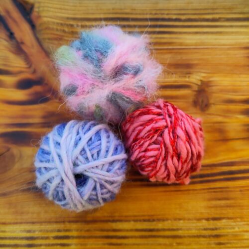 KALENDERGAVE - GARNKUGLER