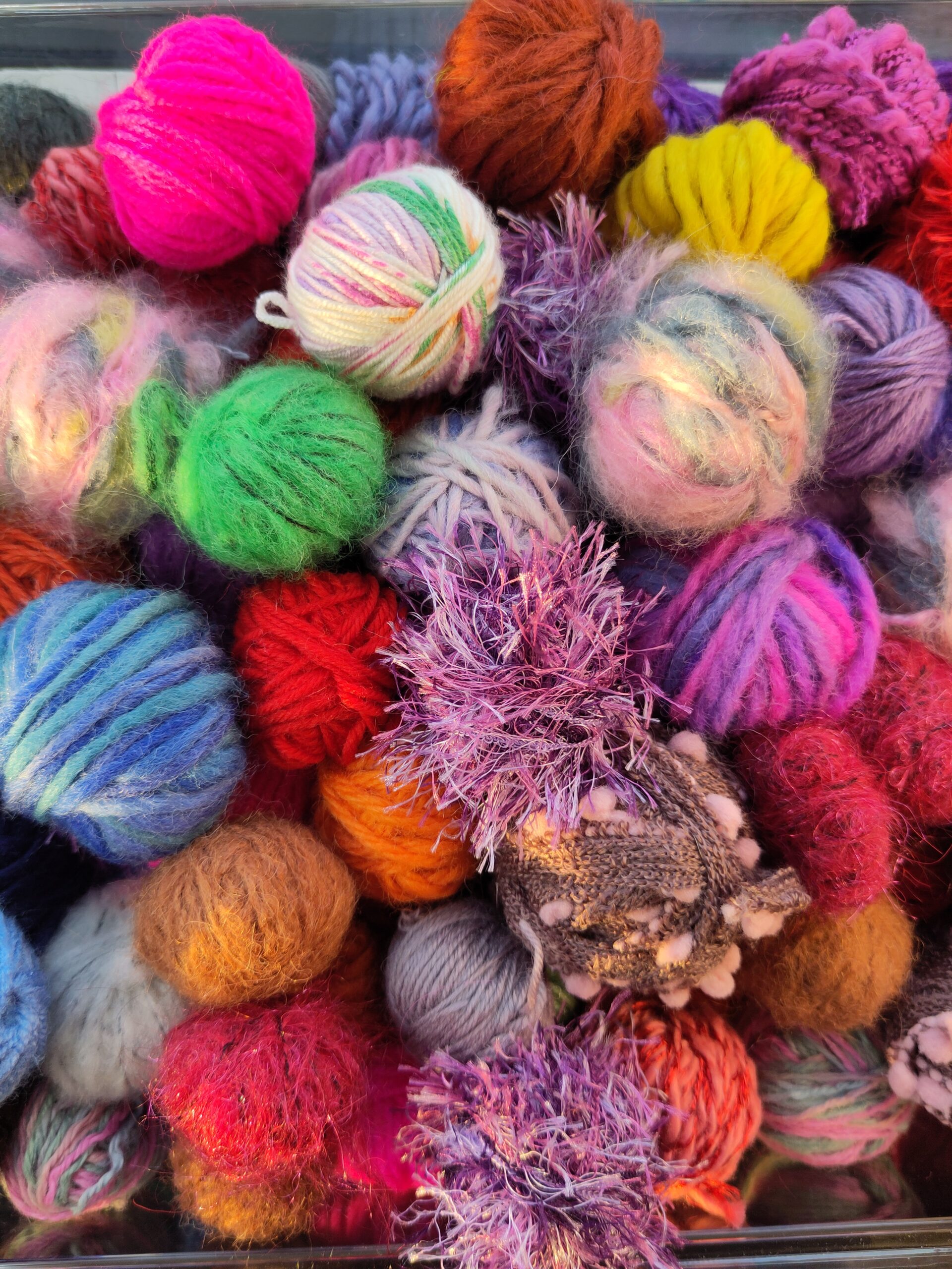 KALENDERGAVE - GARNKUGLER